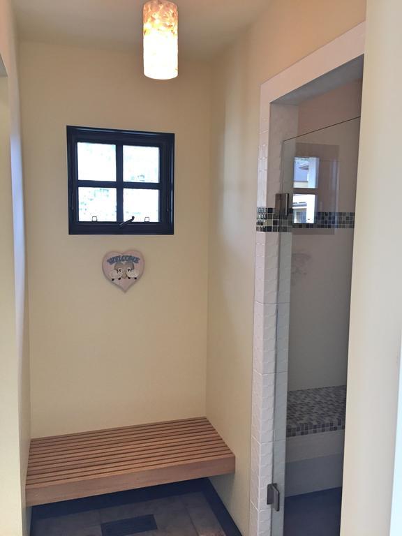 Mission Hill Lake View Villa West Kelowna Extérieur photo